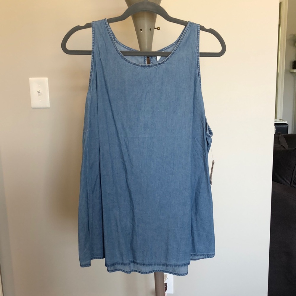 NWT Old Navy chambray top